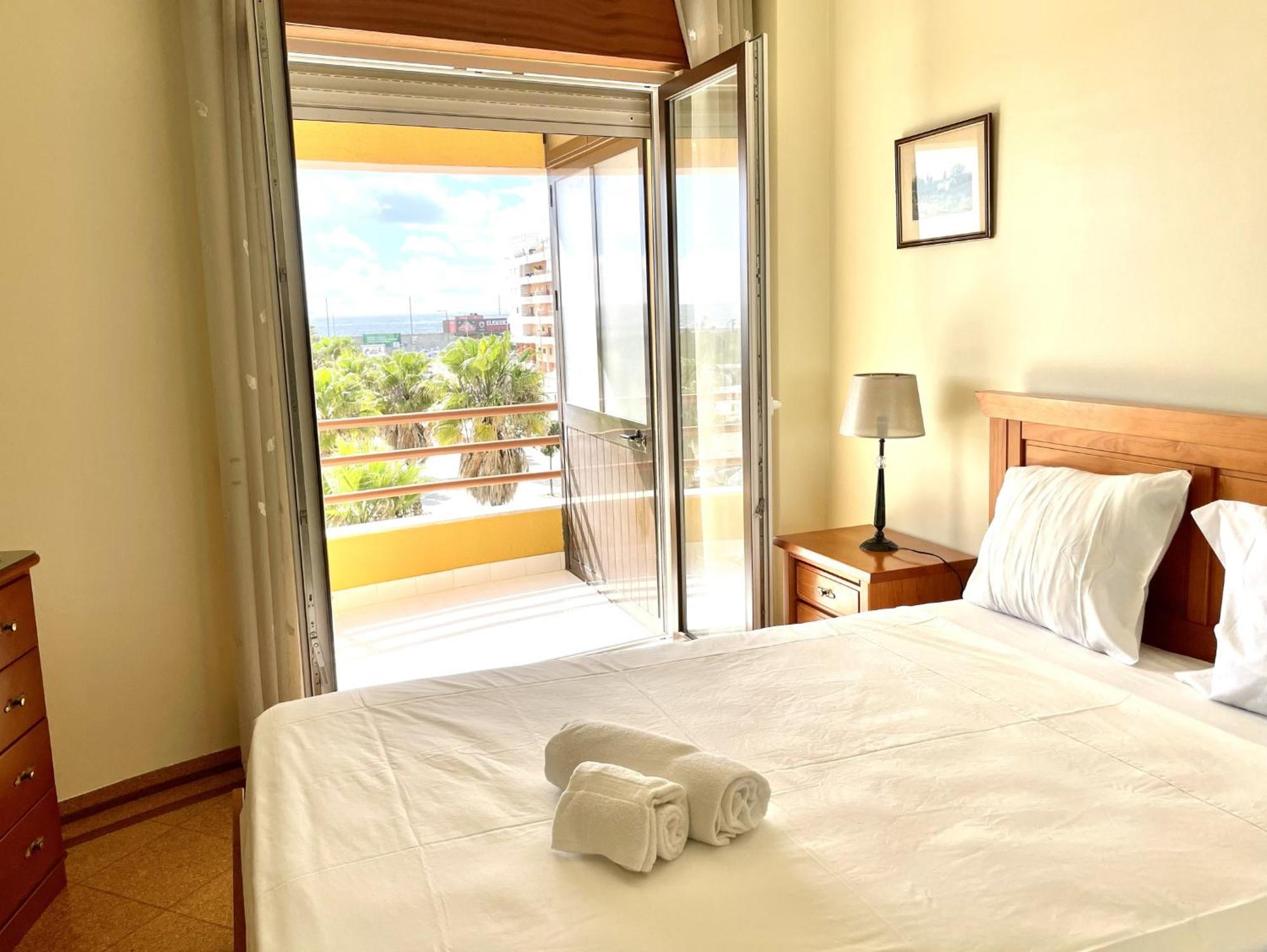 Cosy Sea View Apartment Costa da Caparica Ruang foto